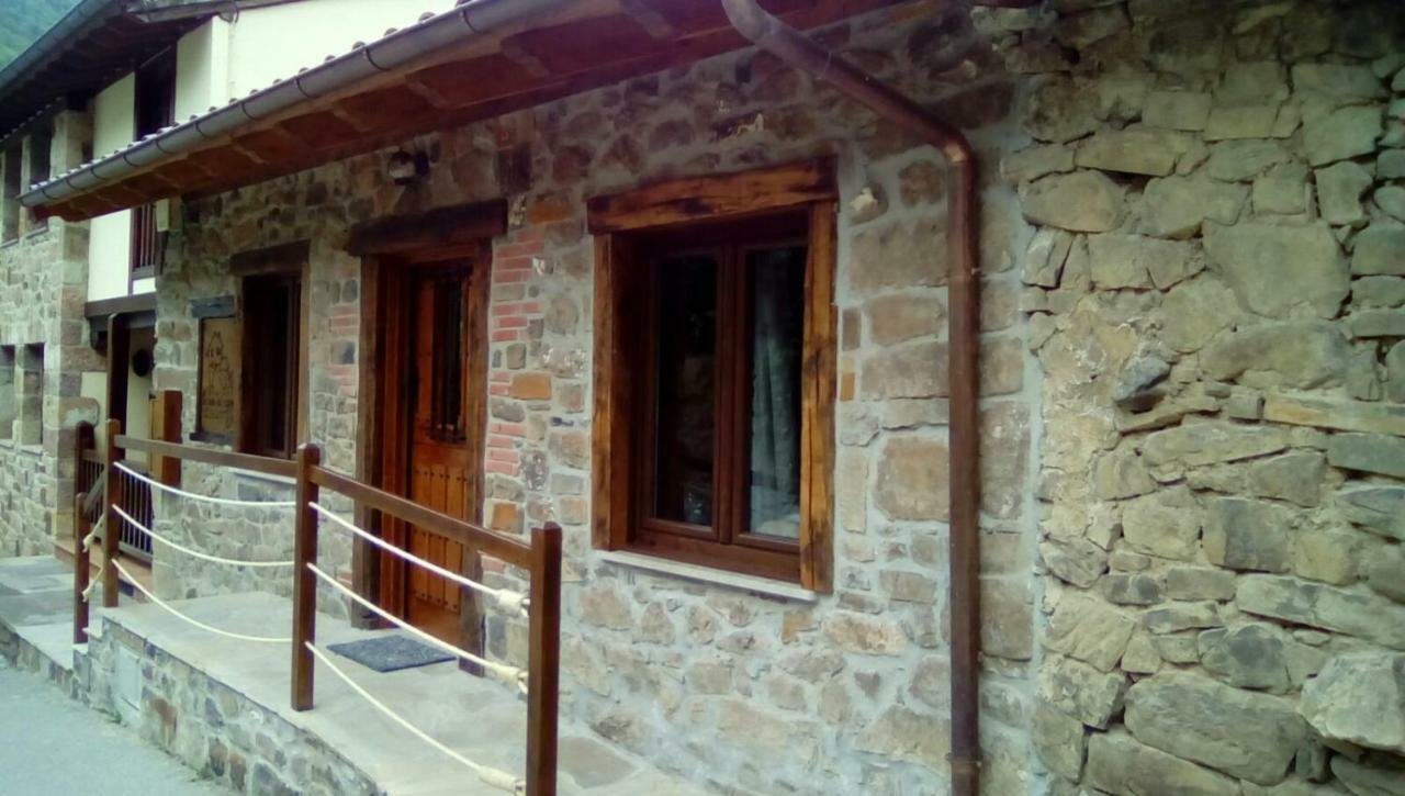 La Rama Del Castor Villa Espinama Ngoại thất bức ảnh